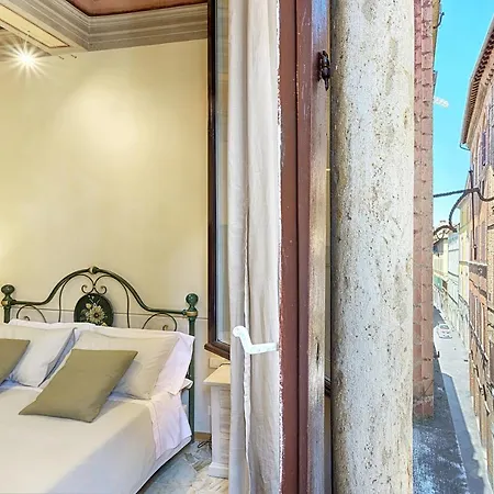 Hotel I Merli Di Ada Siena